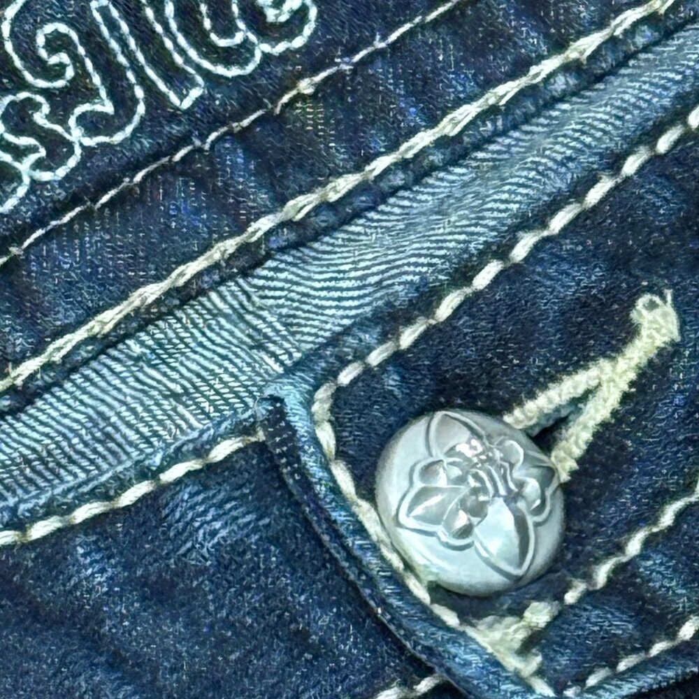 Miss Me Fleur De Lis Blue Wash Bootcut Jeans - Picture 6 of 11